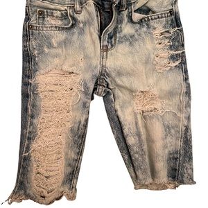 Custom Bleached & Distressed Cutoff Shorts 7 SLIM